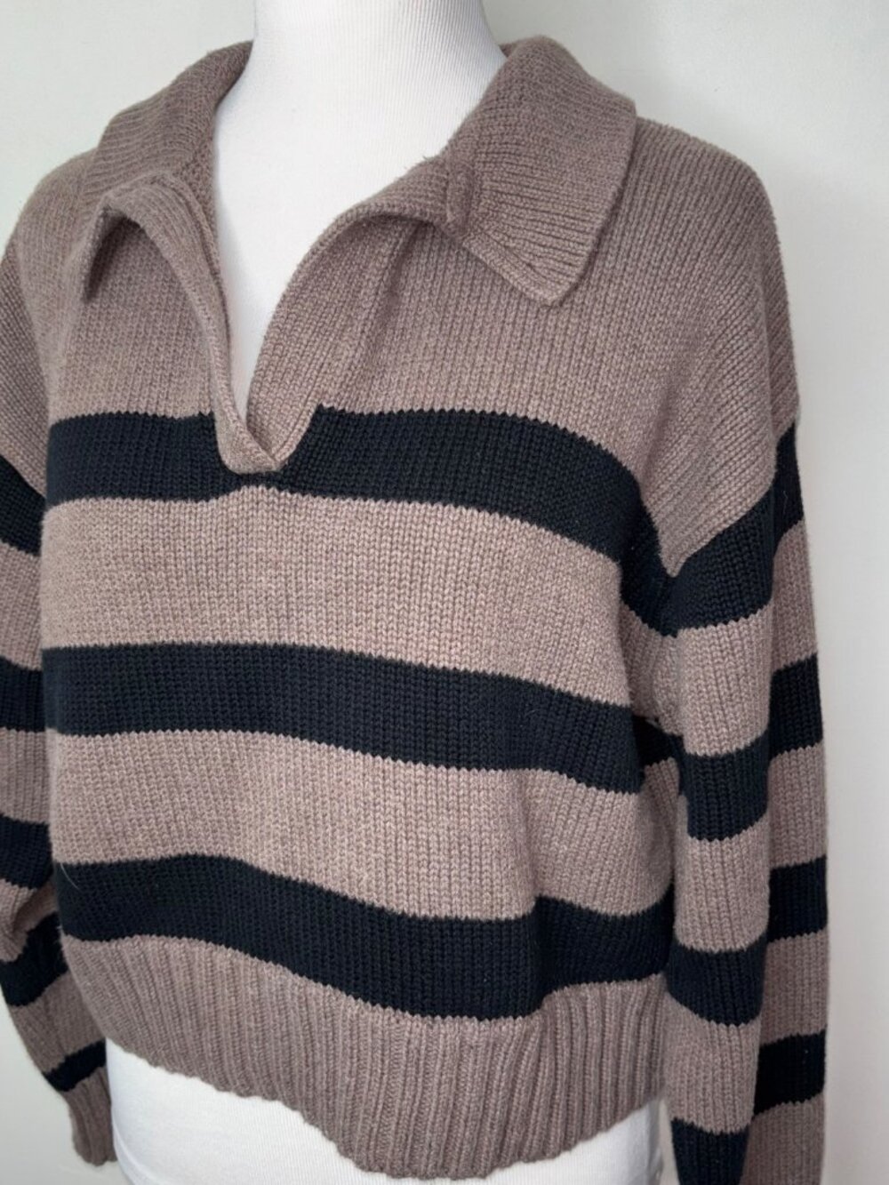 Gap Brown Stripe Cotton V-Neck Polo Sweater Size L Petite - Picture 6 of 12